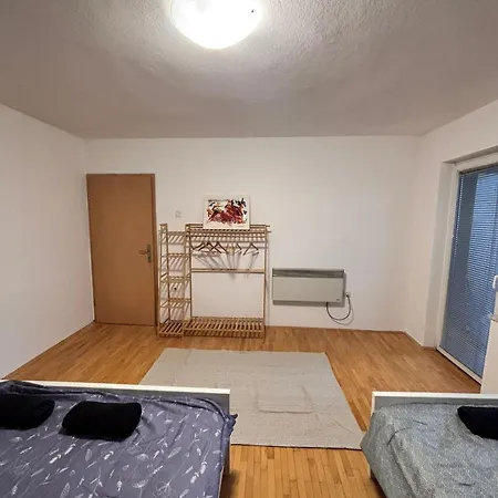 Downtown Loft Апартаменты Скопье